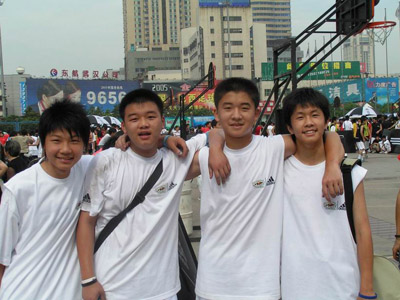 栏--街球挑战赛武汉赛区小记者专(图1)