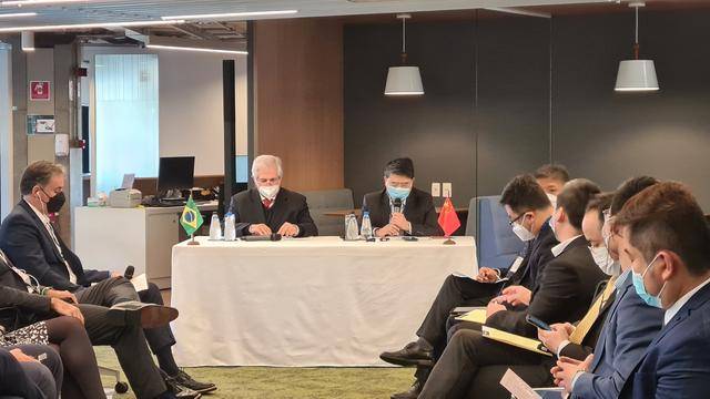 加班需全体投票!巴西中企职场生态不卷也能赚大钱(图8) 加班需全体投票!巴西中企职场生态不卷也能赚大钱(图8)